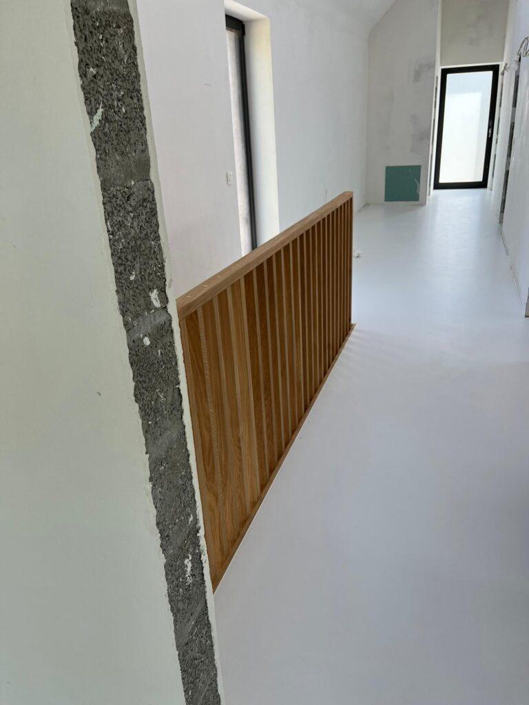 c28